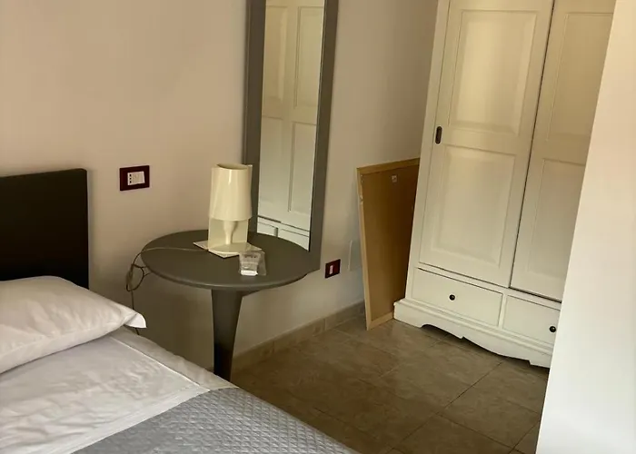 Domus Dotta Center بولونيا