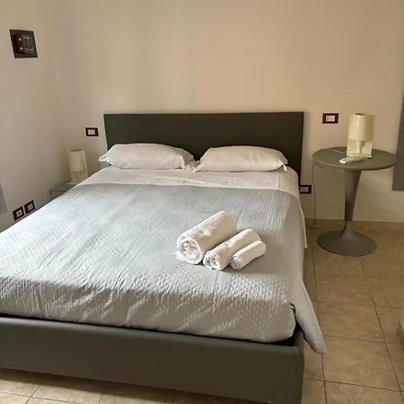 Domus Dotta Center * בולוניה